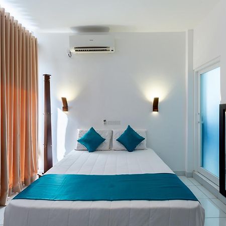 Royal Mount Hotel Dehiwala-Mount Lavinia Exterior foto