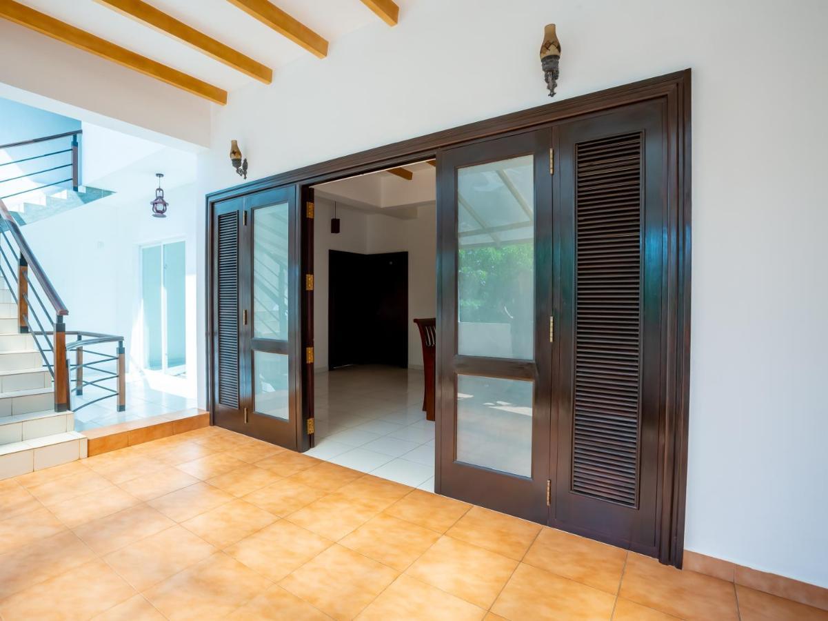 Royal Mount Hotel Dehiwala-Mount Lavinia Exterior foto