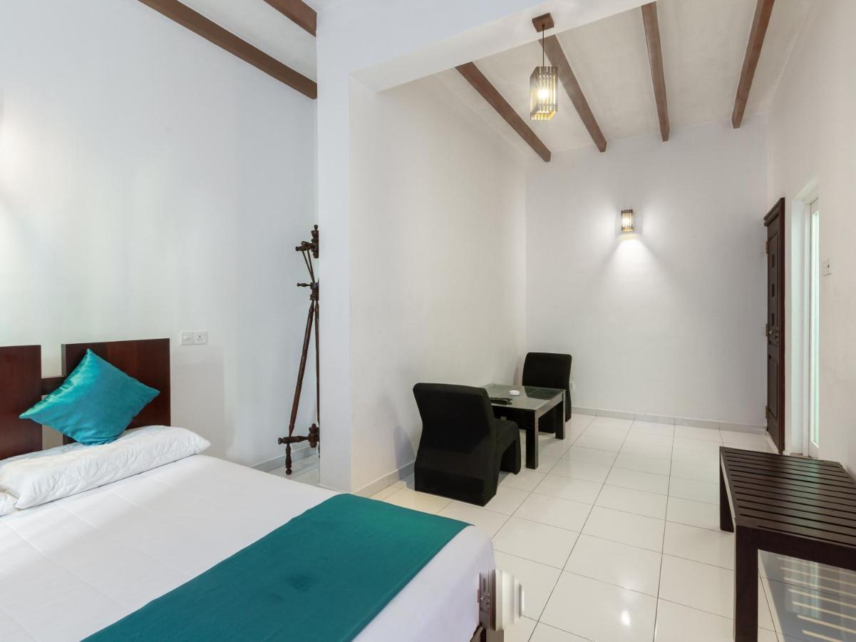 Royal Mount Hotel Dehiwala-Mount Lavinia Exterior foto
