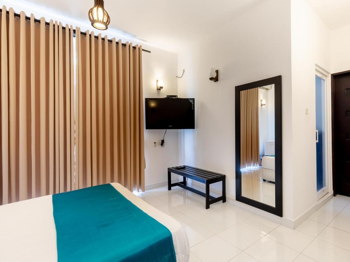 Royal Mount Hotel Dehiwala-Mount Lavinia Exterior foto